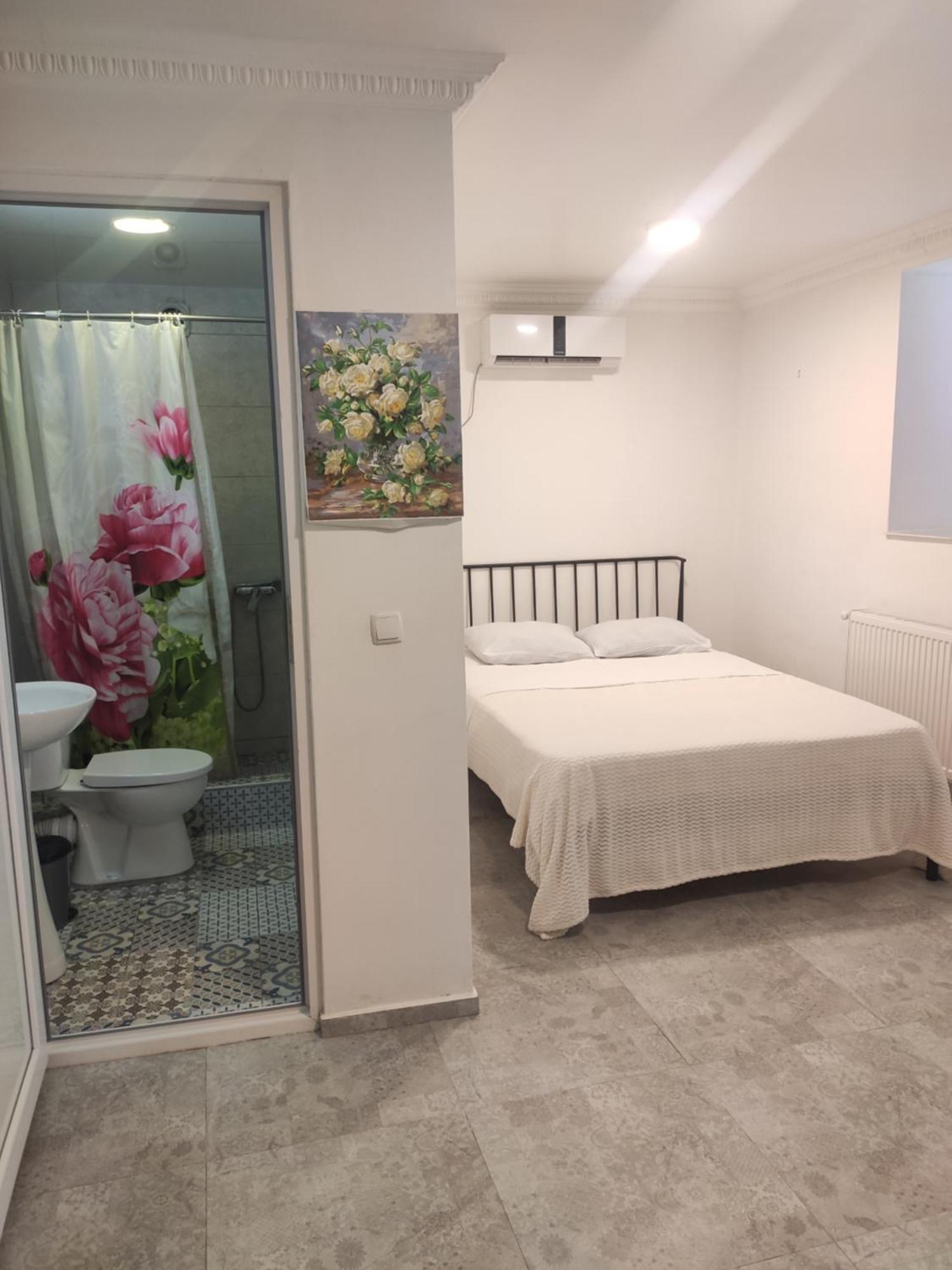 Family Нotel Banuri 쿠타이시 외부 사진
