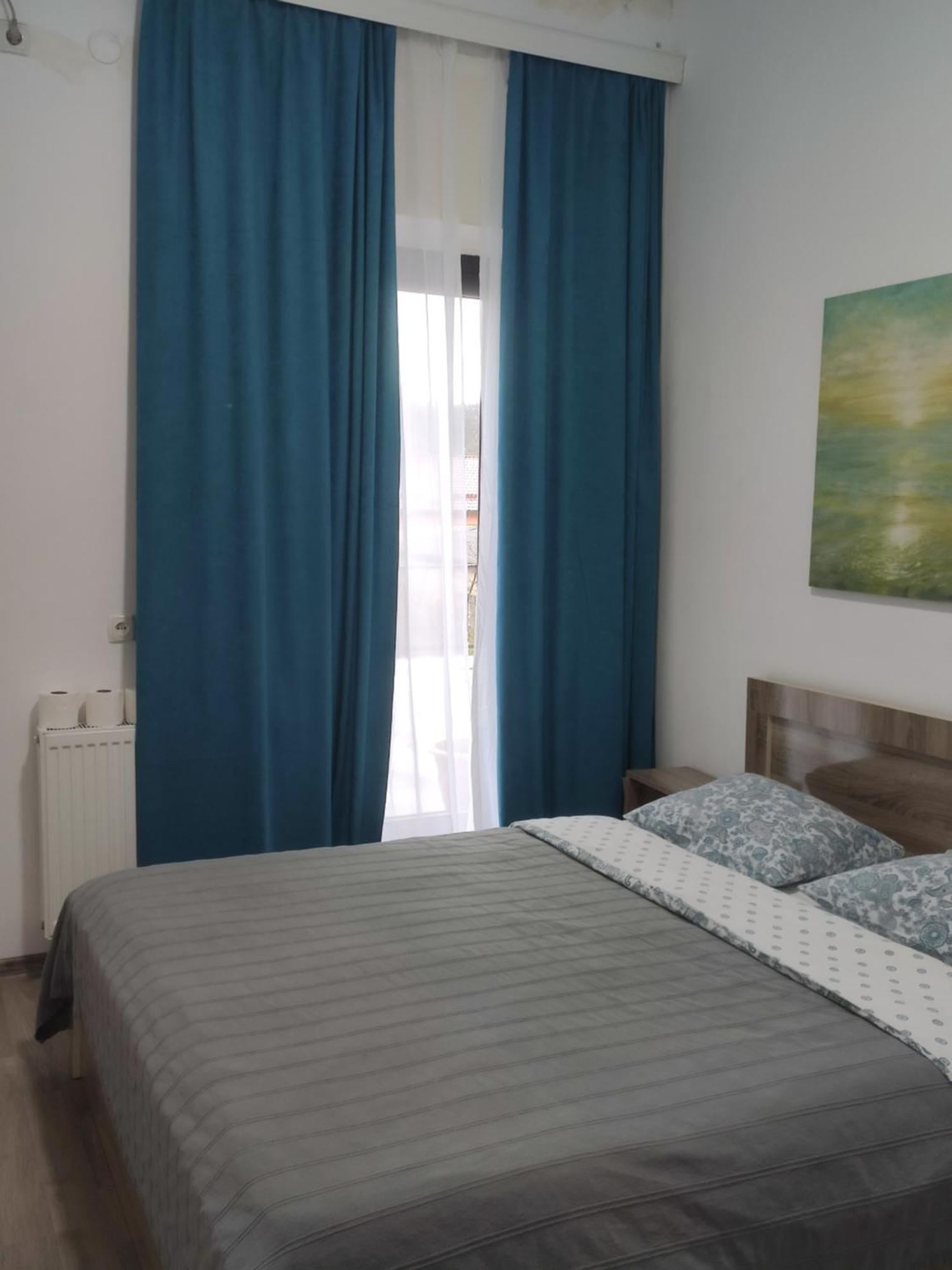 Family Нotel Banuri 쿠타이시 외부 사진