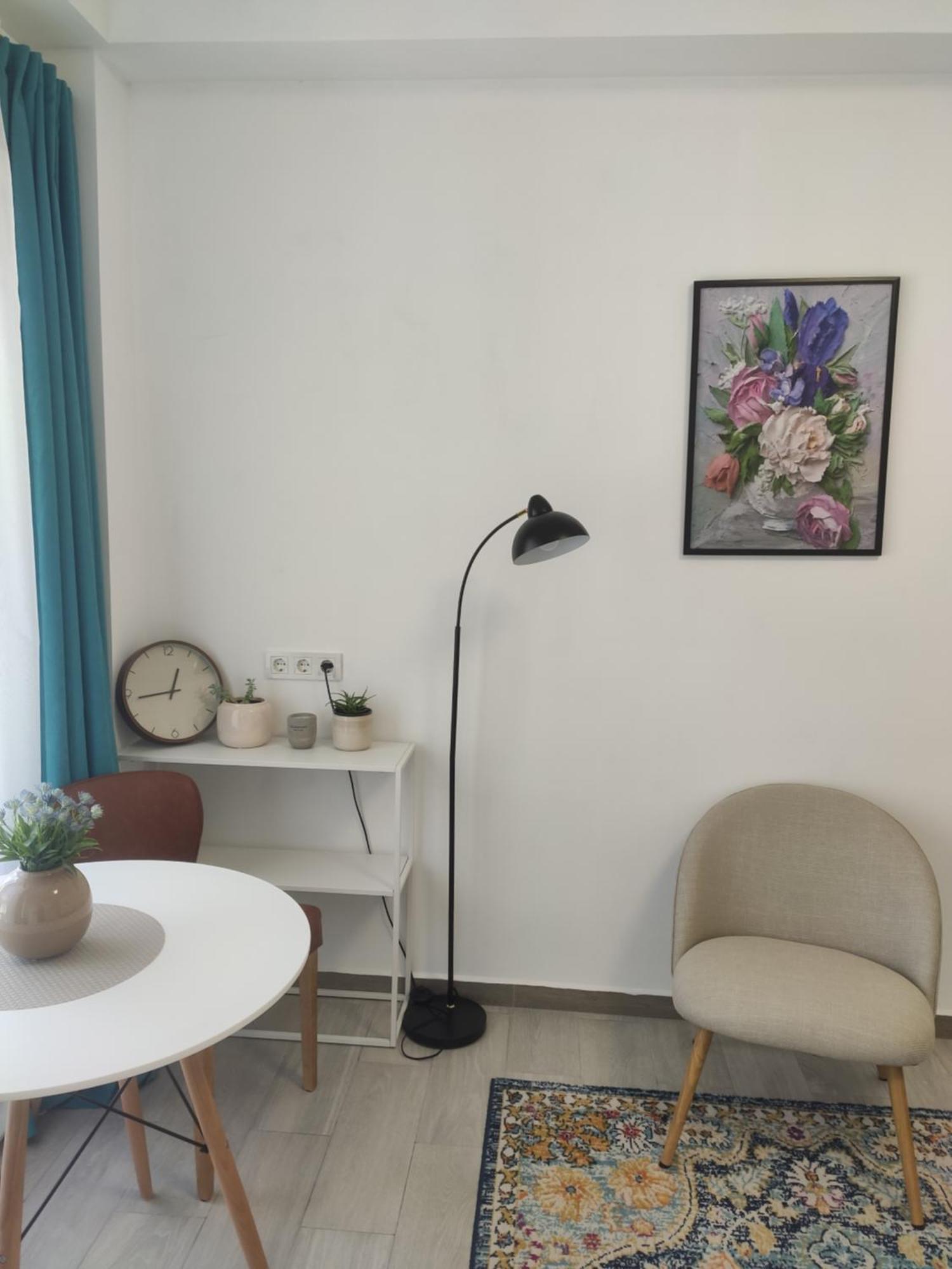 Family Нotel Banuri 쿠타이시 외부 사진